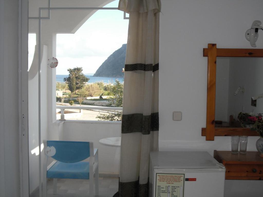 Antonis Hotel Kéfalos Dış mekan fotoğraf